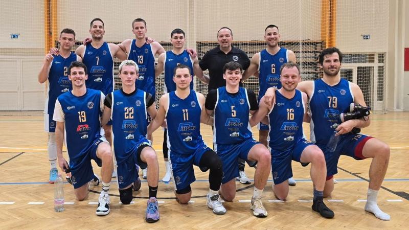 A Kozármisleny új bajnokává váló csapatának egyik legfőbb titkos fegyvere mesélte történetét a friss címről. Az aduász, aki nemcsak a pályán, hanem a csapat szellemiségében is kulcsszerepet játszott, izgalmas részleteket osztott meg a győzelem mögötti mun