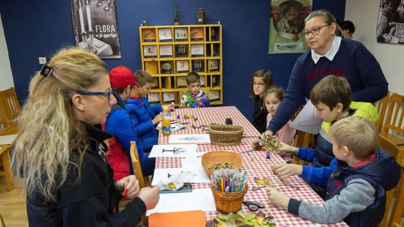 Csatlakozz hozzánk egy különleges szünetre – a Sóstói Múzeumfalu varázslatos programokkal vár mindenkit! Fedezd fel a múlt kincseit és élvezd az egyedi élményeket, amiket csak nálunk találhatsz!