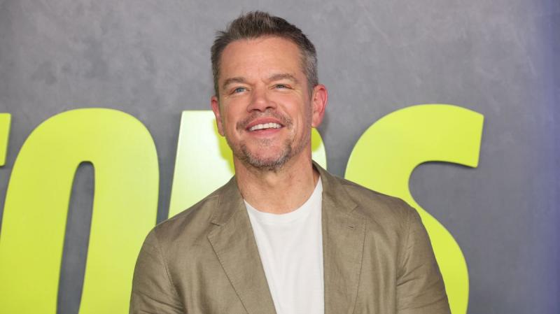 Matt Damon, Hollywood egyik legelbűvölőbb jófiúja, most ünnepli 55. születésnapját! Az évek során nemcsak tehetséges színészként, hanem a közönség kedvencének is bizonyította magát. Az életpályája során számos emlékezetes szerepben láthattuk, és mindig ké