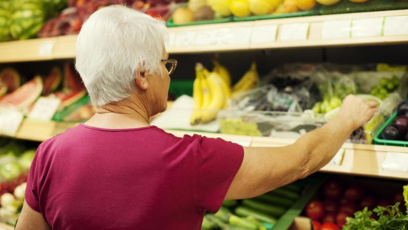 Örömhír a nyugdíjasok számára: a mai napig élvezhetik a népszerű kiegészítő juttatást!