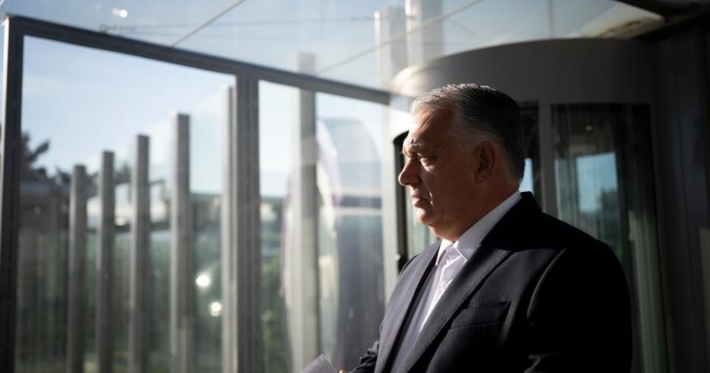 Nem maradt alternatíva, mint hogy Budapestre kerüljön az amerikai-orosz csúcstalálkozó. | Demokrata