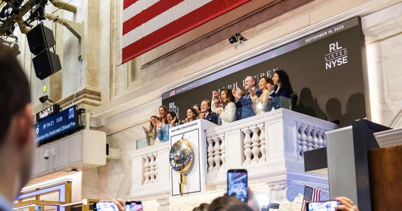 A Wall Street már megint a rekordok felé száguld!